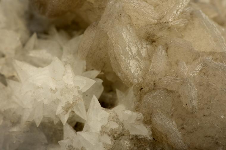 WITHERITE on ALSTONITE